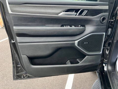 2024 Jeep Wagoneer Series III