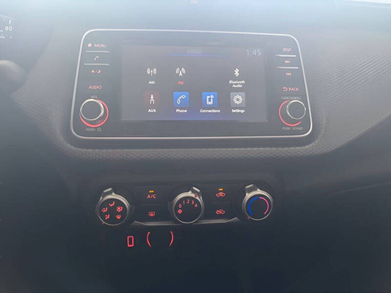 2020 Nissan Kicks S