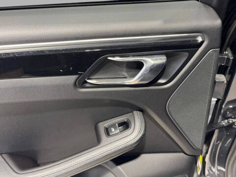 2017 Porsche Macan S