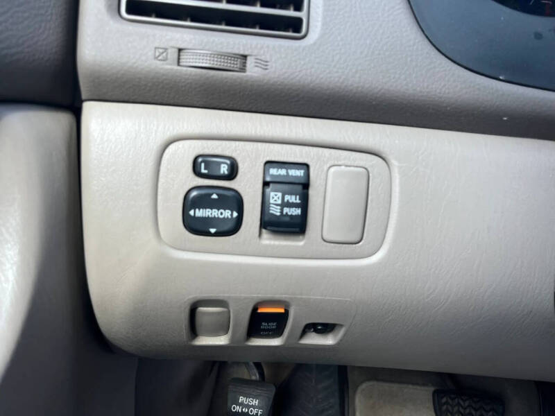 2009 Toyota Sienna