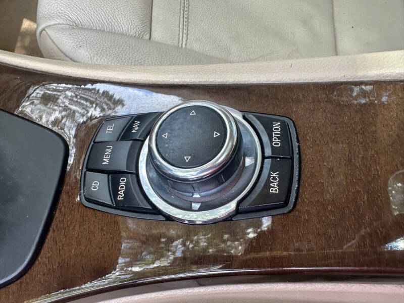 2012 BMW 3 Series 335i