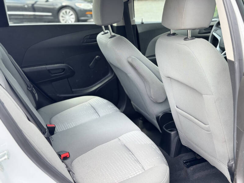 2017 Chevrolet Sonic LT Auto Fleet