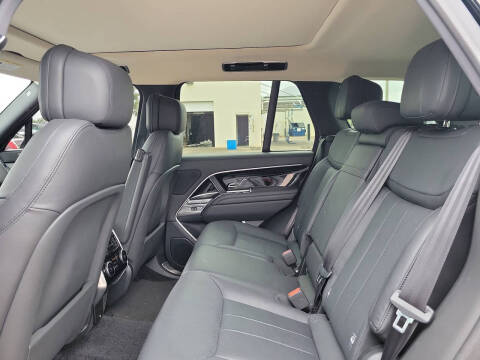 2023 Land Rover Range Rover P400 SE