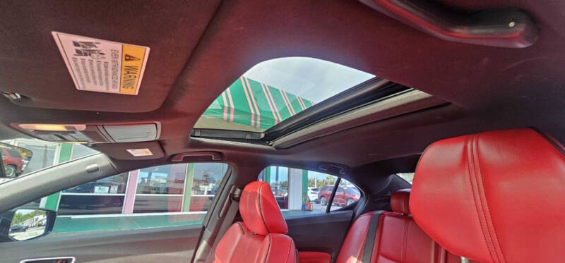 2019 Acura TLX