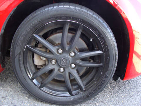 2015 Mazda MX-5 Miata Sport