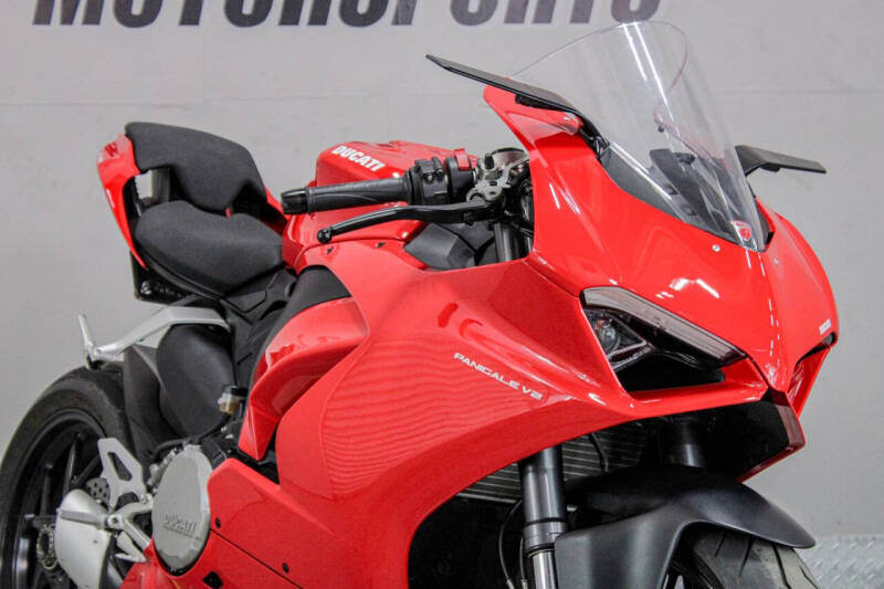 2020 Ducati Panigale V2
