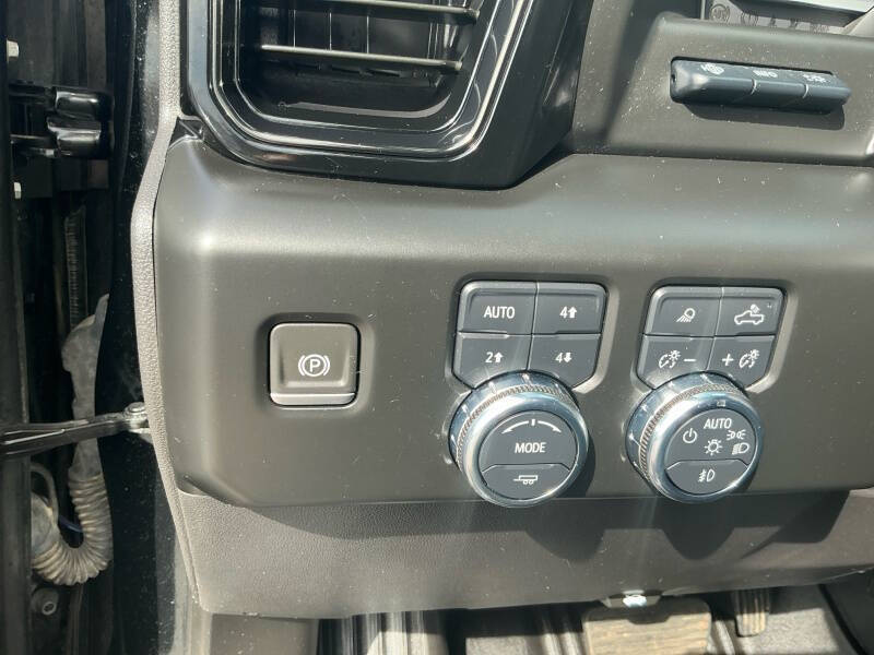 2023 GMC Sierra 1500 AT4X