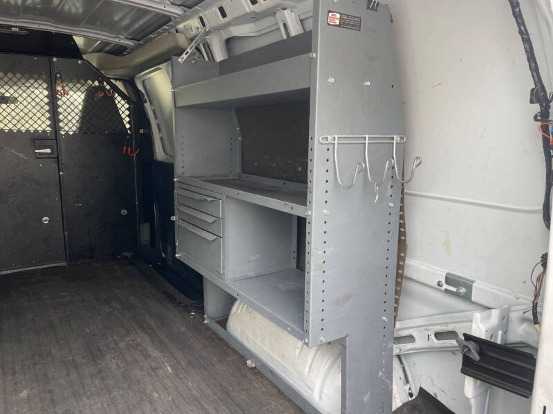 2017 Chevrolet Express 2500