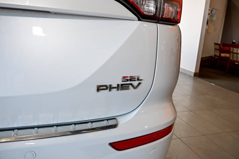 2023 Mitsubishi Outlander PHEV 40th Anniversary