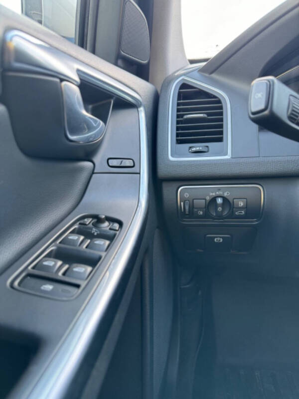 2016 Volvo XC60 T5 Drive-E Premier