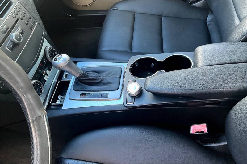 2011 Mercedes-Benz 300-Class