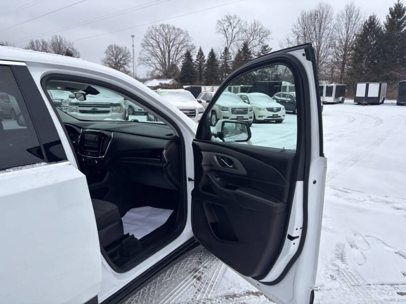 2018 Chevrolet Traverse LT Cloth