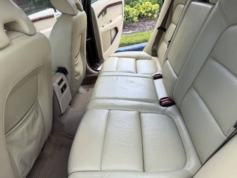 2008 Volvo V70 3.2