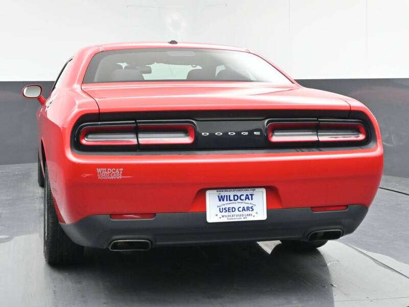2017 Dodge Challenger SXT