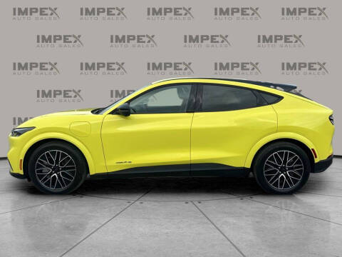 2025 Ford Mustang Mach-E Premium