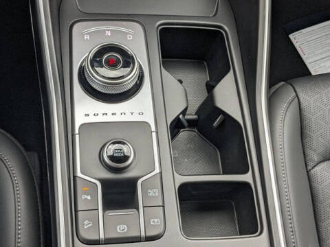 2023 Kia Sorento Hybrid EX