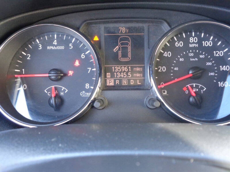 2012 Nissan Rogue SV w/SL Package