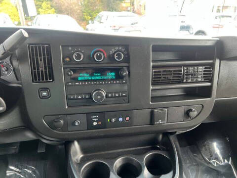 2021 Chevrolet Express 2500