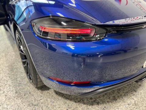 2024 Porsche 718 Cayman Style Edition