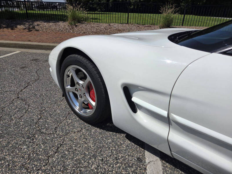 2004 Chevrolet Corvette