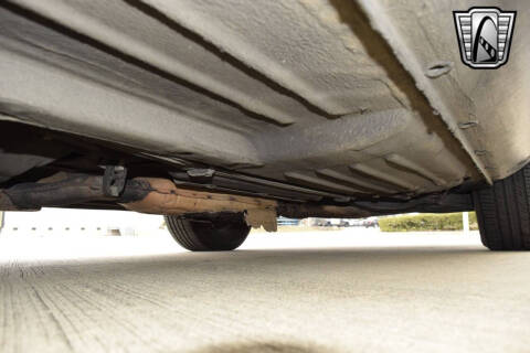 1988 Mercedes-Benz 560-Class 560 SL