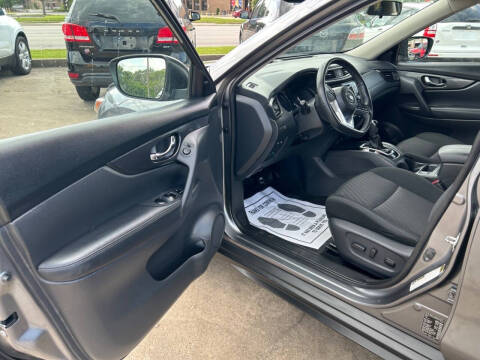 2018 Nissan Rogue SV