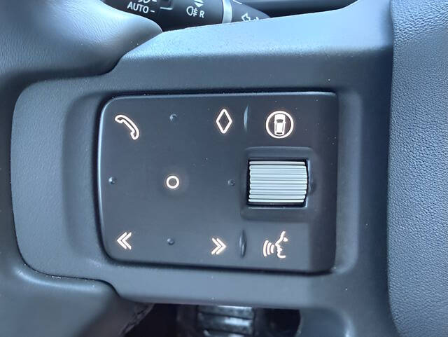 2024 Land Rover Defender 130 P400 X