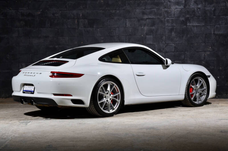 2019 Porsche 911 Carrera S