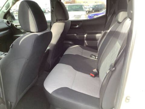 2022 Toyota Tacoma TRD Off-Road