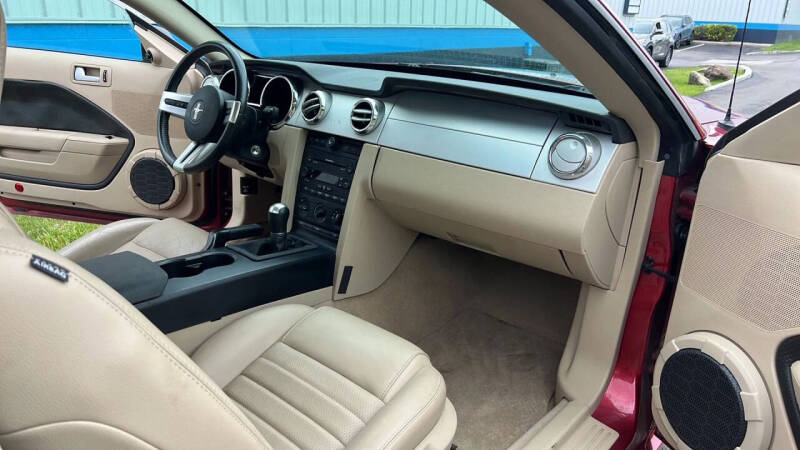 2007 Ford Mustang GT Deluxe
