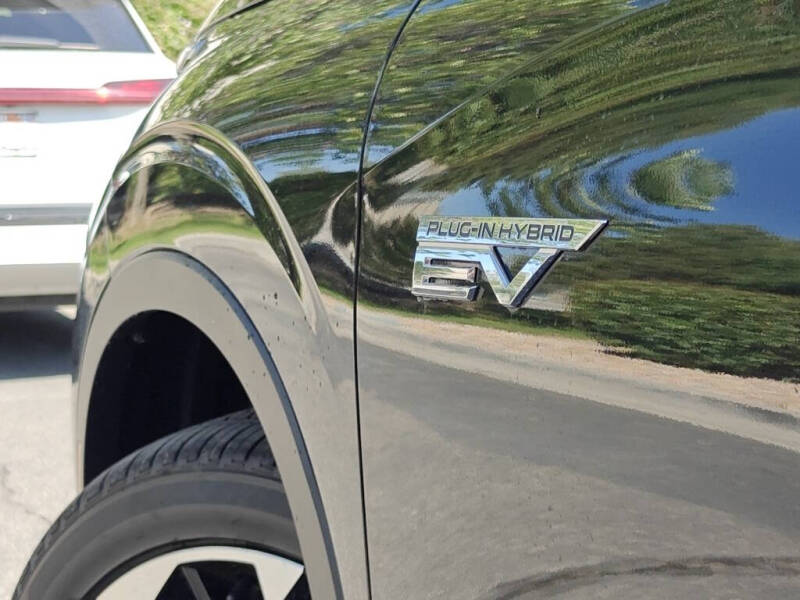 2025 Mitsubishi Outlander PHEV SE