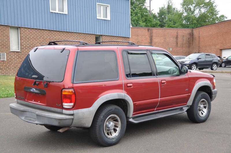 2001 Ford Explorer XLS