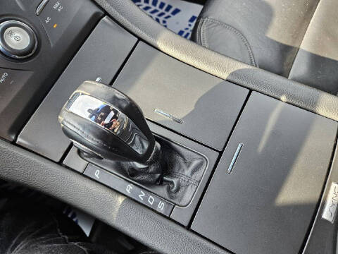 2017 Ford Taurus SEL