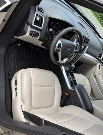 2012 Ford Explorer XLT
