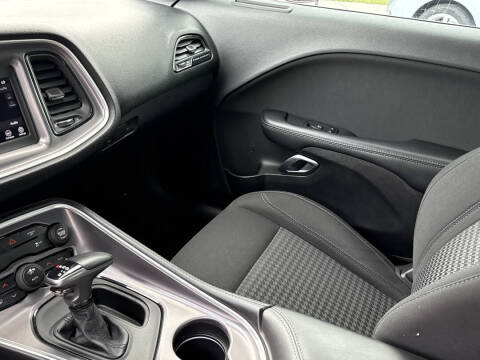 2019 Dodge Challenger SXT