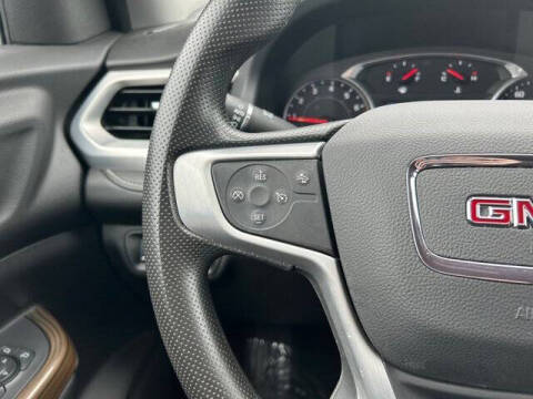 2022 GMC Acadia SLE