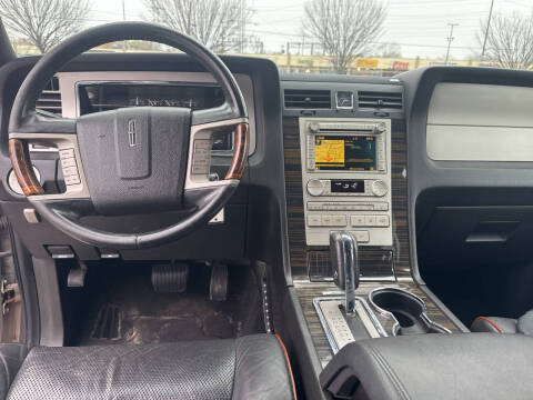 2009 Lincoln Navigator L