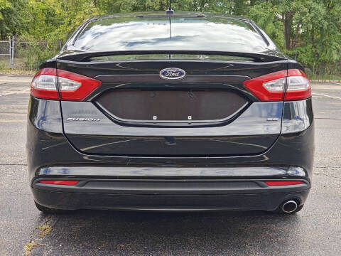 2014 Ford Fusion SE