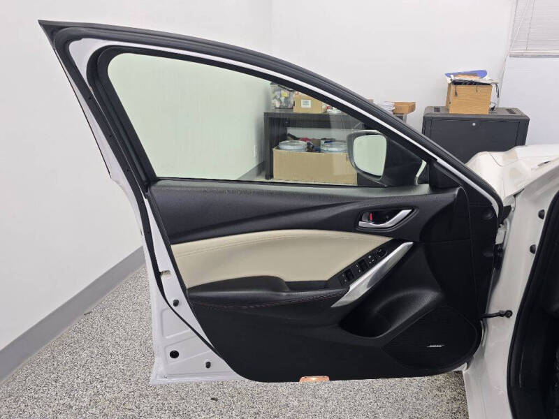 2015 Mazda MAZDA6 i Grand Touring