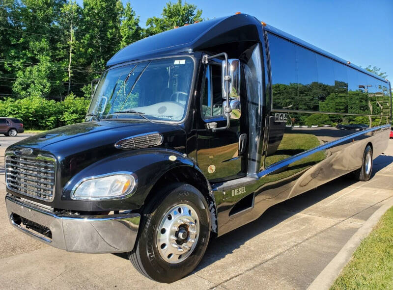 2017 Freightliner Business class M2