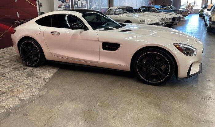 2017 Mercedes-Benz AMG GT