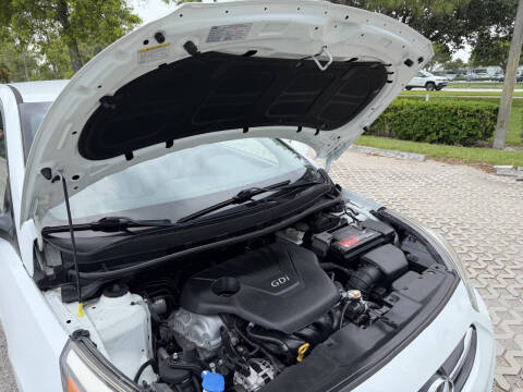 2015 Hyundai Accent GS
