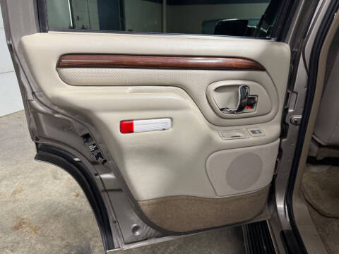 2000 Cadillac Escalade