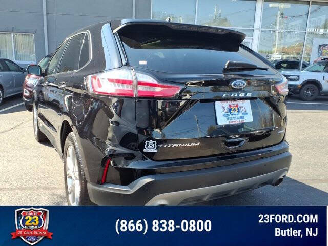 2023 Ford Edge Titanium