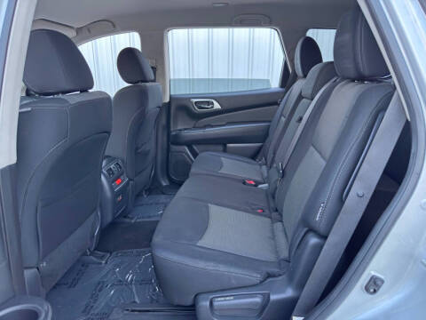 2019 Nissan Pathfinder SV