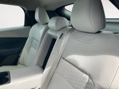 2026 Nissan LEAF Platinum+