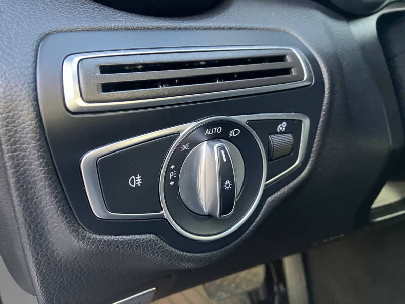 2018 Mercedes-Benz C-Class C 300