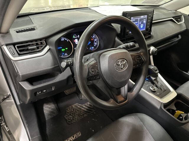 2019 Toyota RAV4 Hybrid XLE