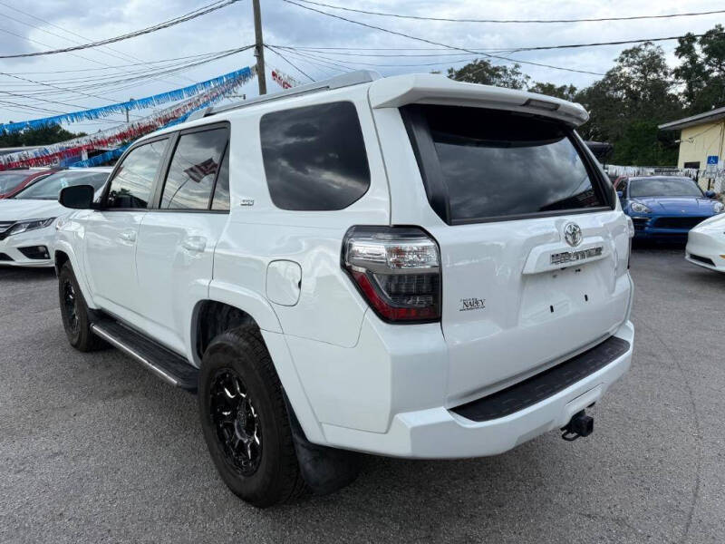 2018 Toyota 4Runner SR5