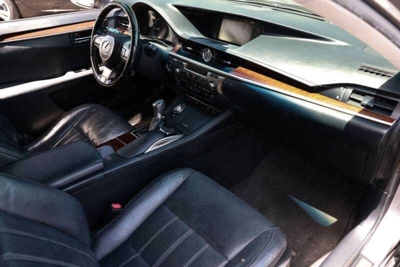 2016 Lexus ES 350